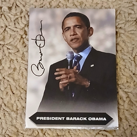 Barack Obama (44th U.S. President) Trading Card - Picture 1 of 3